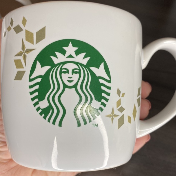 2 Starbucks Holiday collection 2013 mugs - Picture 5 of 13